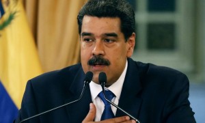 美国打响第三枪，美军扣押第3艘油轮，这次遇上刺头了，双方爆发激烈追逐战！